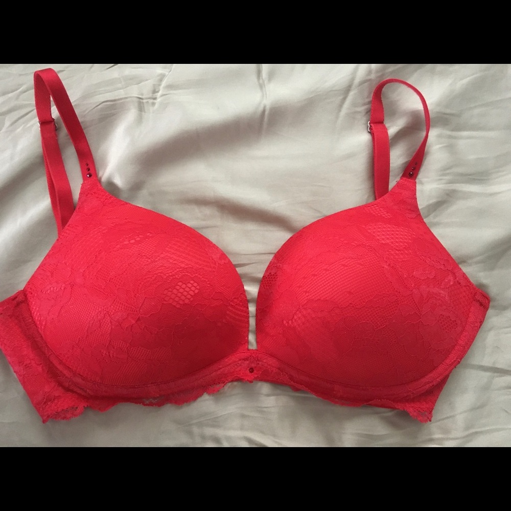 Victoria’s Secret bra